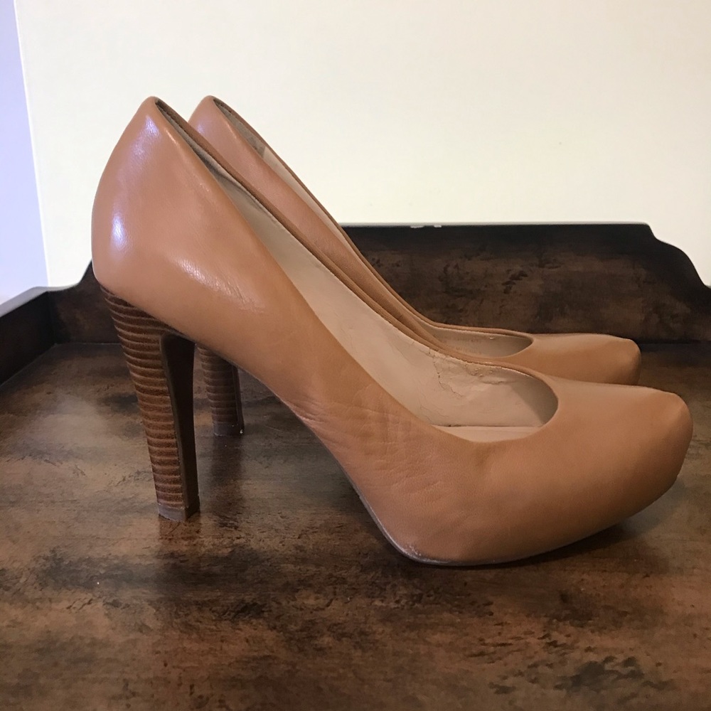FRANCO SARTO NUDE LEATHER PLATFORM PUMP